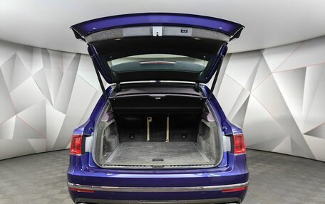 Bentley Bentayga I, 2018 год, 9 800 000 рублей, 12 фотография