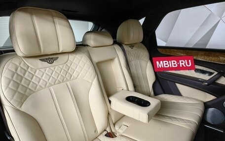 Bentley Bentayga I, 2018 год, 9 800 000 рублей, 17 фотография
