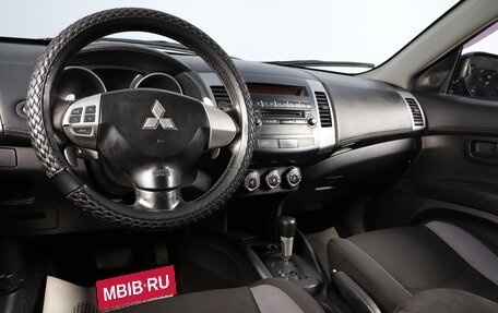 Mitsubishi Outlander III рестайлинг 3, 2010 год, 999 000 рублей, 9 фотография