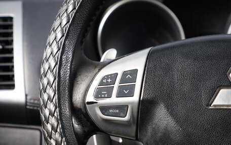 Mitsubishi Outlander III рестайлинг 3, 2010 год, 999 000 рублей, 13 фотография