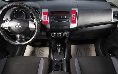 Mitsubishi Outlander III рестайлинг 3, 2010 год, 999 000 рублей, 11 фотография