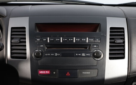 Mitsubishi Outlander III рестайлинг 3, 2010 год, 999 000 рублей, 14 фотография