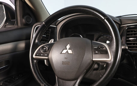 Mitsubishi Outlander III рестайлинг 3, 2013 год, 1 899 000 рублей, 13 фотография