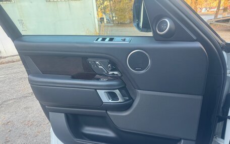 Land Rover Range Rover IV рестайлинг, 2018 год, 5 000 000 рублей, 9 фотография