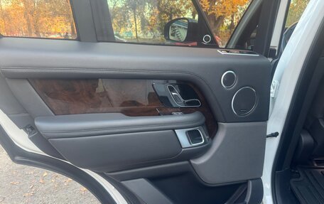 Land Rover Range Rover IV рестайлинг, 2018 год, 5 000 000 рублей, 11 фотография