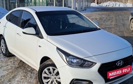 Hyundai Solaris II рестайлинг, 2017 год, 1 250 000 рублей, 2 фотография