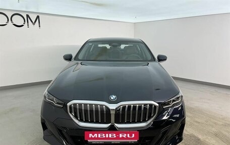 BMW 5 серия, 2025 год, 8 610 000 рублей, 3 фотография