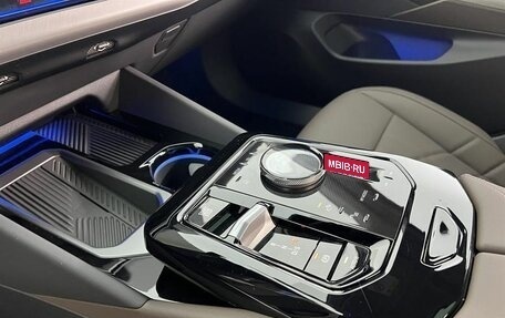 BMW 5 серия, 2025 год, 8 610 000 рублей, 16 фотография