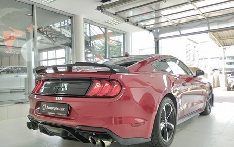 Ford Mustang VI рестайлинг, 2022 год, 2 990 000 рублей, 6 фотография