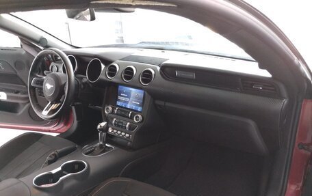 Ford Mustang VI рестайлинг, 2022 год, 2 990 000 рублей, 8 фотография