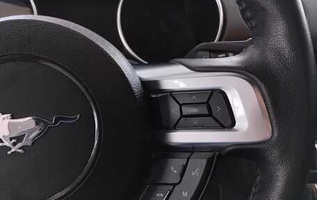 Ford Mustang VI рестайлинг, 2022 год, 2 990 000 рублей, 11 фотография