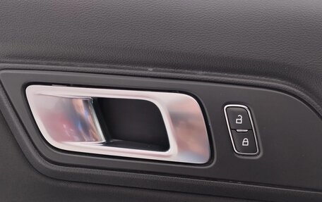 Ford Mustang VI рестайлинг, 2022 год, 2 990 000 рублей, 15 фотография