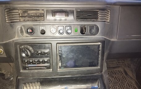 SsangYong Istana, 1999 год, 350 000 рублей, 10 фотография