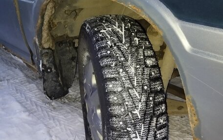 SsangYong Istana, 1999 год, 350 000 рублей, 8 фотография