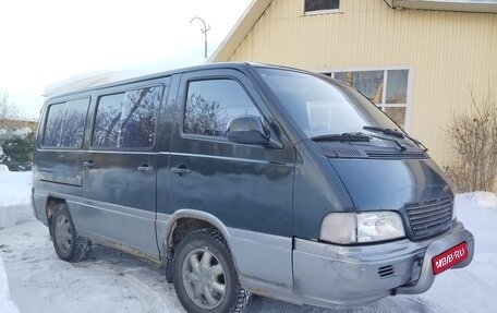 SsangYong Istana, 1999 год, 350 000 рублей, 1 фотография