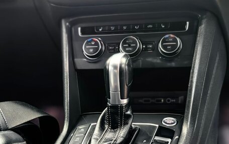 Volkswagen Tiguan II, 2018 год, 2 380 000 рублей, 8 фотография