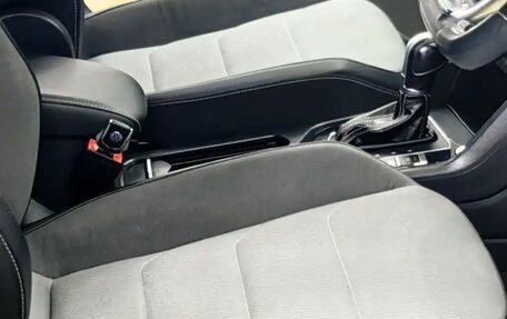 Volkswagen Tiguan II, 2018 год, 2 380 000 рублей, 16 фотография