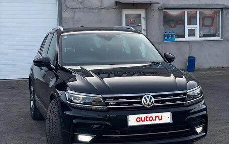 Volkswagen Tiguan II, 2018 год, 2 380 000 рублей, 19 фотография