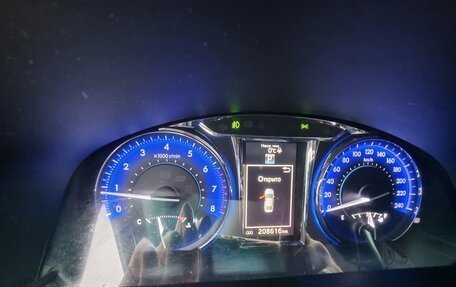 Toyota Camry, 2016 год, 1 560 000 рублей, 6 фотография