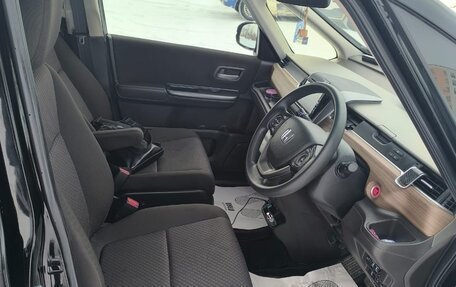 Honda Freed II, 2021 год, 1 700 000 рублей, 14 фотография