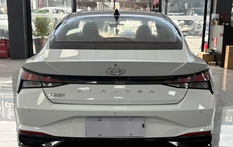 Hyundai Elantra, 2022 год, 1 470 000 рублей, 4 фотография