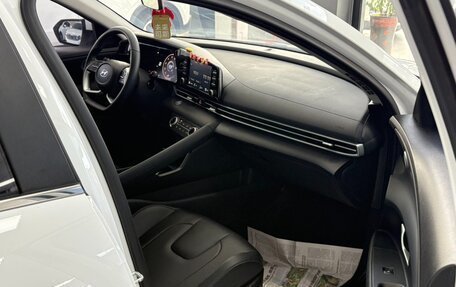 Hyundai Elantra, 2022 год, 1 470 000 рублей, 15 фотография