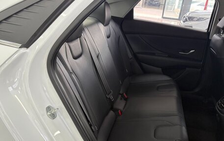 Hyundai Elantra, 2022 год, 1 470 000 рублей, 14 фотография
