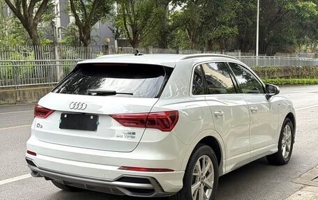 Audi Q3, 2022 год, 2 300 000 рублей, 3 фотография