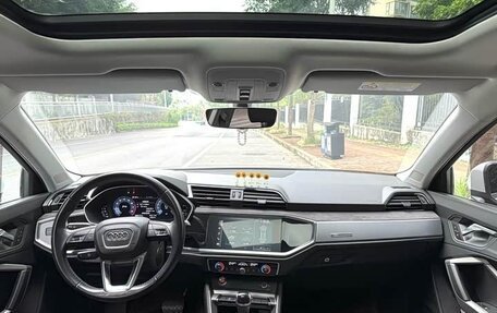 Audi Q3, 2022 год, 2 300 000 рублей, 11 фотография