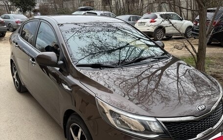 KIA Rio III рестайлинг, 2016 год, 999 000 рублей, 4 фотография