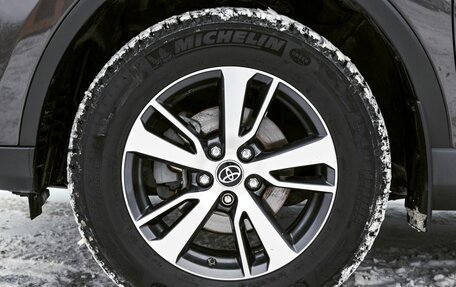 Toyota RAV4, 2018 год, 2 549 000 рублей, 21 фотография