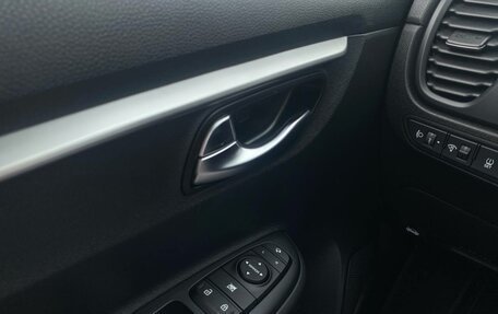 KIA Rio IV, 2021 год, 1 976 000 рублей, 16 фотография