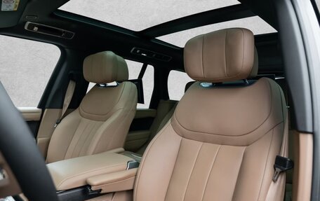 Land Rover Range Rover IV рестайлинг, 2026 год, 31 990 000 рублей, 15 фотография