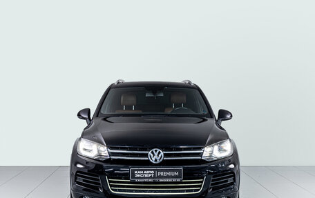 Volkswagen Touareg III, 2014 год, 2 350 000 рублей, 2 фотография