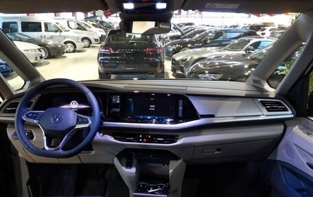 Volkswagen California, 2025 год, 9 300 000 рублей, 15 фотография