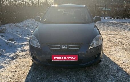 KIA cee'd I рестайлинг, 2009 год, 490 000 рублей, 1 фотография