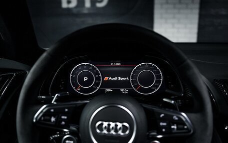 Audi R8, 2023 год, 19 000 000 рублей, 27 фотография