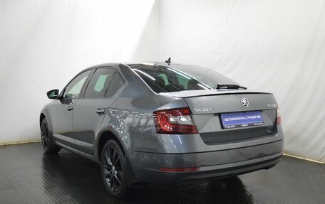 Skoda Octavia, 2020 год, 1 800 000 рублей, 7 фотография