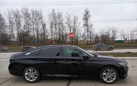 Honda Accord IX рестайлинг, 2018 год, 2 085 000 рублей, 8 фотография