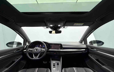 Volkswagen Golf VIII, 2023 год, 2 020 000 рублей, 12 фотография