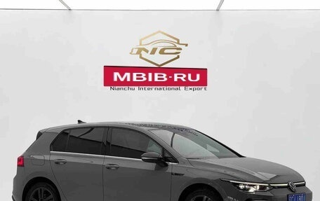 Volkswagen Golf VIII, 2023 год, 2 020 000 рублей, 3 фотография