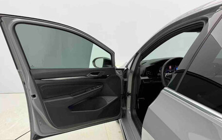 Volkswagen Golf VIII, 2023 год, 2 020 000 рублей, 21 фотография