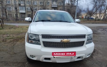 Chevrolet Tahoe III, 2008 год, 1 300 000 рублей, 2 фотография