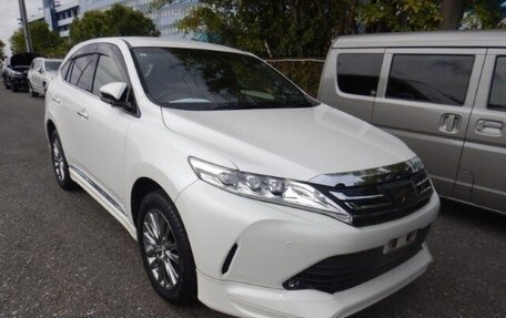 Toyota Harrier, 2018 год, 2 500 000 рублей, 2 фотография