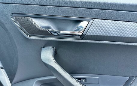 Skoda Karoq I, 2022 год, 2 350 000 рублей, 21 фотография