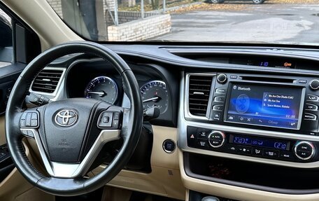 Toyota Highlander III, 2014 год, 3 900 000 рублей, 11 фотография