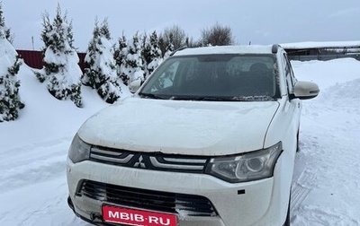 Mitsubishi Outlander III рестайлинг 3, 2012 год, 1 050 000 рублей, 1 фотография