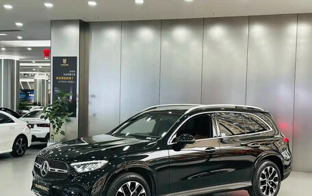 Mercedes-Benz GLC, 2023 год, 4 600 000 рублей, 1 фотография