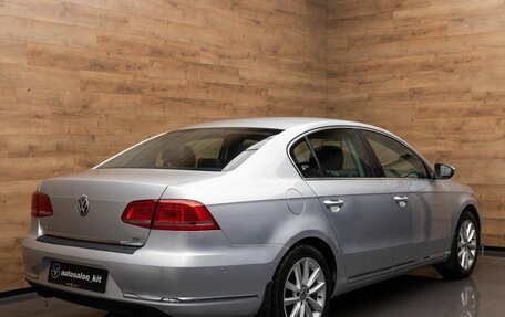 Volkswagen Passat B7, 2011 год, 999 000 рублей, 4 фотография