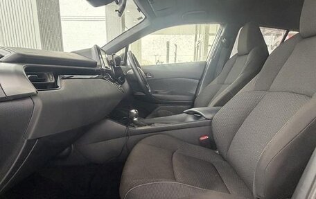 Toyota C-HR I рестайлинг, 2020 год, 1 520 000 рублей, 9 фотография